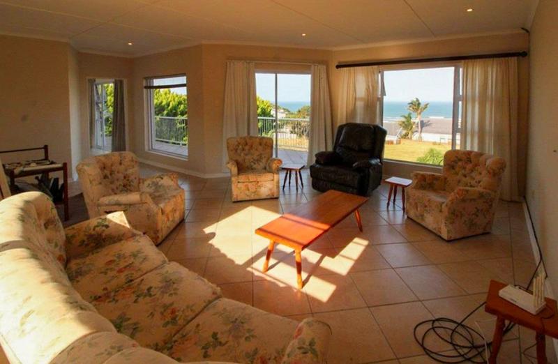 4 Bedroom Property for Sale in Cintsa East Eastern Cape